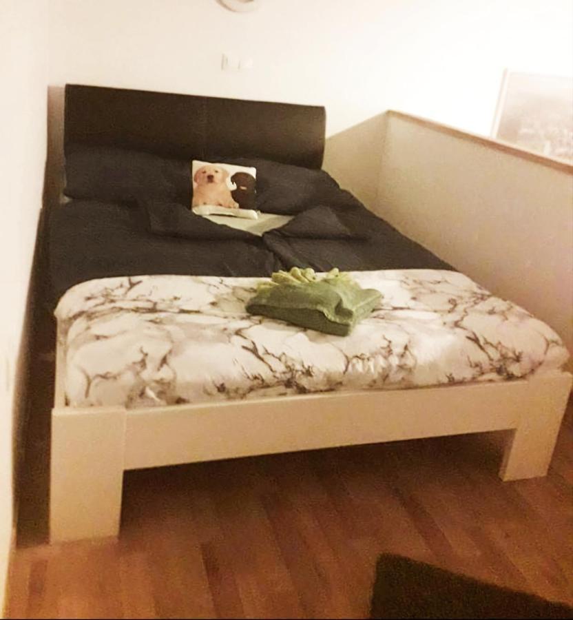 Lola Apartment Budapest Eksteriør billede